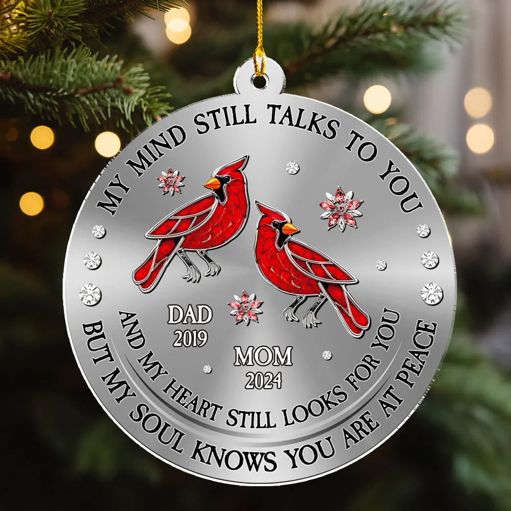 Cardinal Memorial Acrylic Ornament - Personalized Keepsake for Mom, A Heartfelt Christmas Tree Gift That Brings Comfort