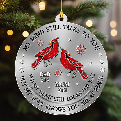 Cardinal Memorial Acrylic Ornament - Personalized Keepsake for Mom, A Heartfelt Christmas Tree Gift That Brings Comfort