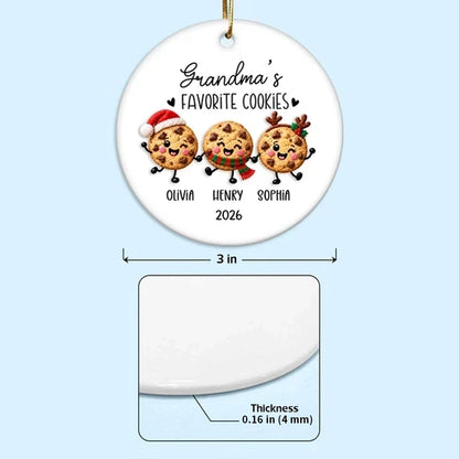 Personalized Ceramic Ornament with Cookies Holding Hands, Unique Christmas Tree Gift for Grandma