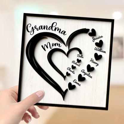 Personalized 2-Layer Wooden Plaque Heart-in-Heart Family Display, A Unique Gift For Grandma Or Mom