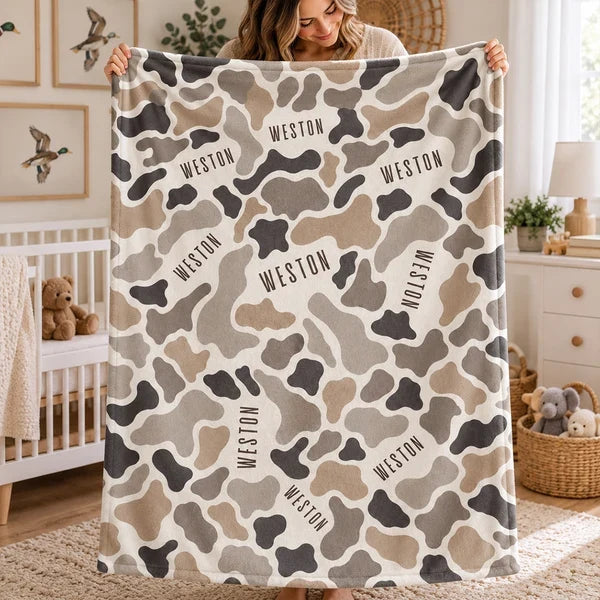 Personalized Neutral Camo Fleece Blanket for Cozy Baby Cuddles, Unique Nursery Gift