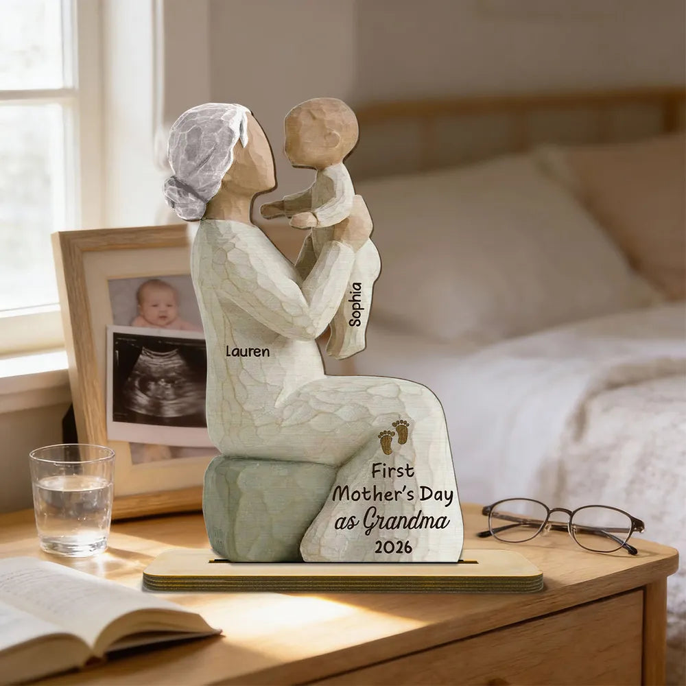 2-Layer Wooden Plaque Custom Grandma and Baby Figurine, Sweet Family Keepsake Decor, Heartfelt Gift for Grandma