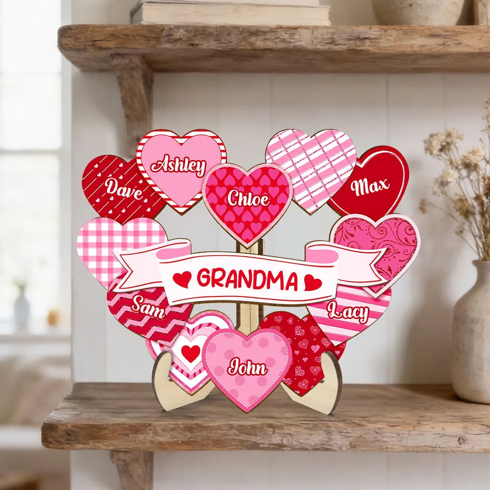 2-Layer Wooden Plaque with Pink Heart Bouquet and Grandma Banner, Personalized Grandkids Names, Heartfelt Gift