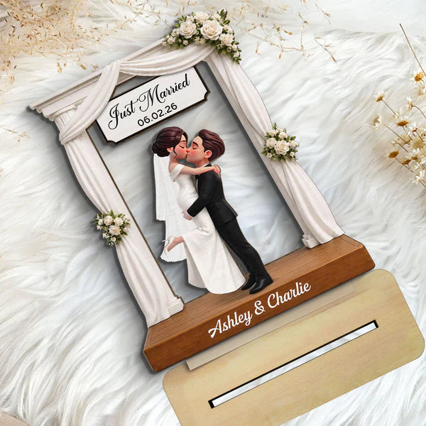 Personalized 2-Layer Wooden Plaque with Kissing Bride & Groom, Beach Wedding Unique Gift