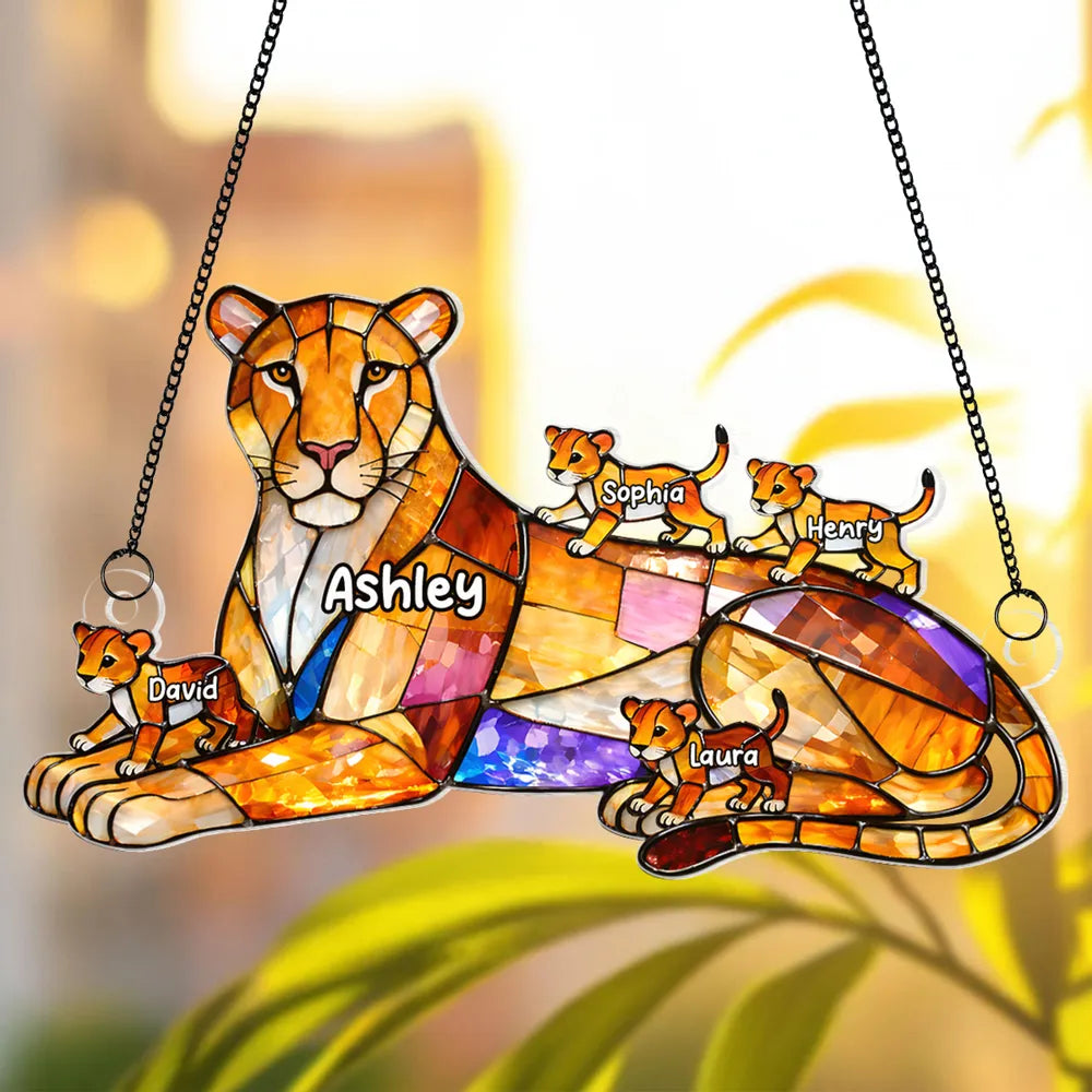 Personalized Lion Mom and Cubs Acrylic Suncatcher Ornament for Sunny Window Decor, Unique Gift for Mom or Grandma