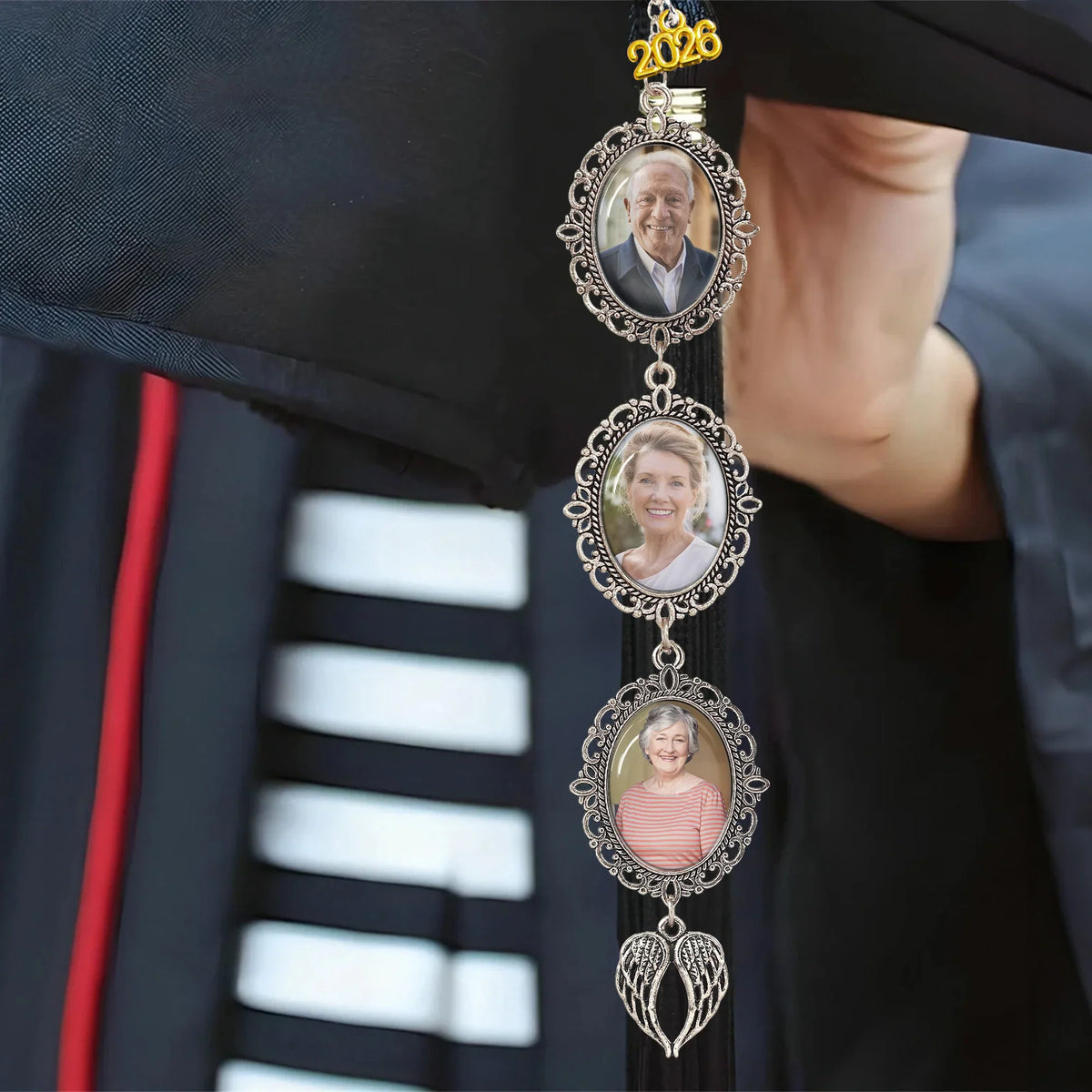 Personalized Stainless Steel Tassel Charm with Custom Photos for Graduation Cap Tassel, Meaningful Memorial Gift