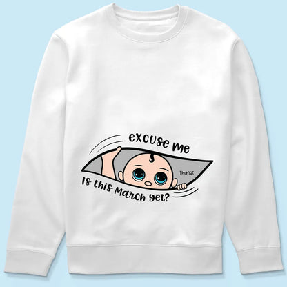 Funny Pregnancy T-Shirt – Customizable “Baby Is Coming” Women’s Tee, Hoodie & Sweatshirt, Perfect Gift for Moms-to-Be