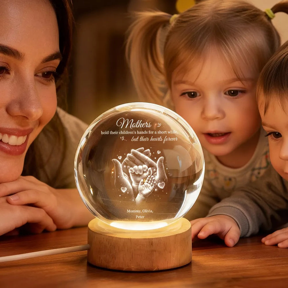 Personalized Crystal Ball LED Night Light Mother & Child Hands Night Light, Heartwarming Keepsake, Unique Gift for Mom
