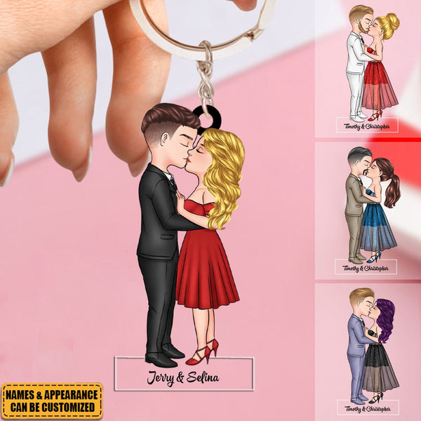 Custom Couple Keychain - Romantic Kissing Design, A Unique Expression of Love