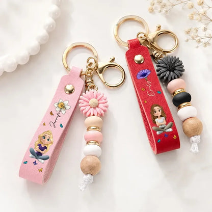 Personalized PU Leather Daisy Keychain with Beads, Unique Gift for Her, Pastel Floral Everyday Charm