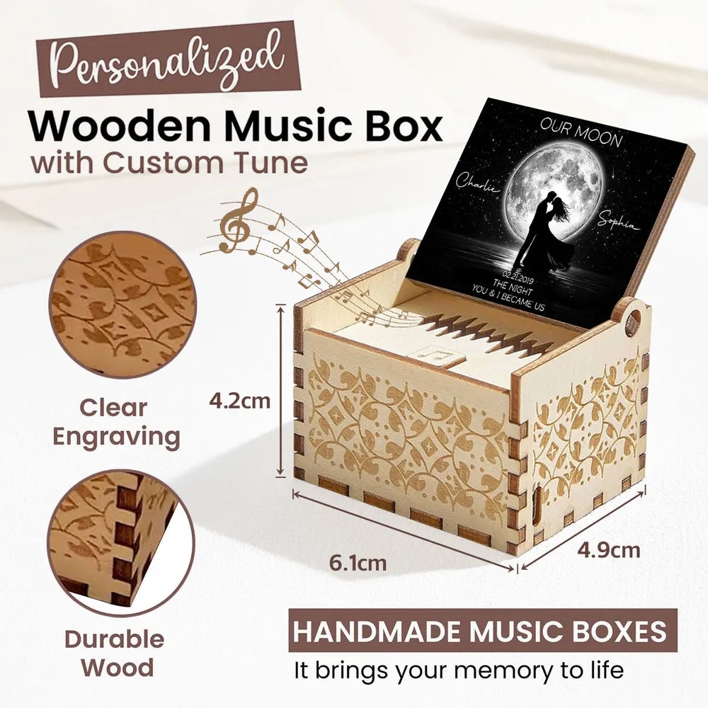 Personalized Wooden Music Box with Moonlit Kissing Couple Design, Unique Romantic Gift for Wife or Husband