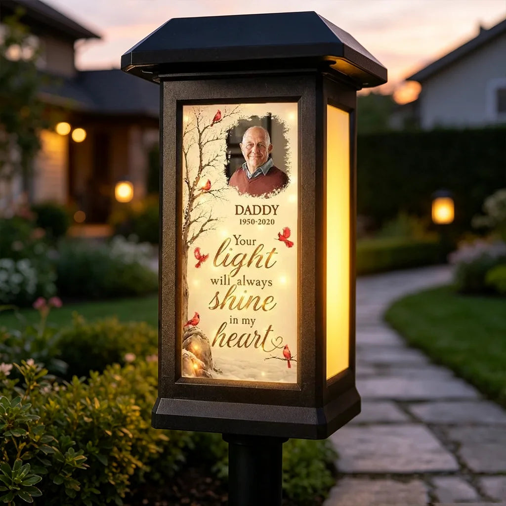 Personalized Solar Garden Stake Light, Cardinal Tribute for an Evening Garden, Unique Sympathy Gift for Family