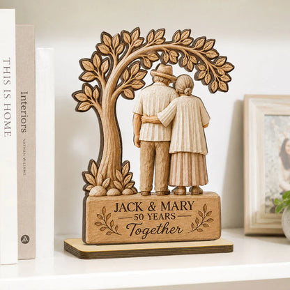 Custom Wooden Plaque with Arm-in-Arm Couple Under Leafy Tree, Creative Gift for Husband & Wife