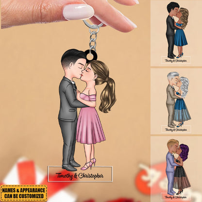 Custom Couple Keychain - Romantic Kissing Design, A Unique Expression of Love
