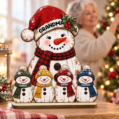 Personalized Wooden Plaque with Grandma and Grandkids Snowmen, Rustic Red Christmas Decor, Unique Gift for Grandma