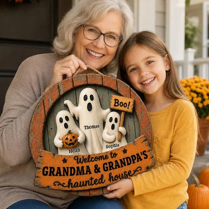 Grandma & Grandpa's Haunted House Wooden Sign, Personalized Ghosts With Pumpkin, Creative Halloween Gift