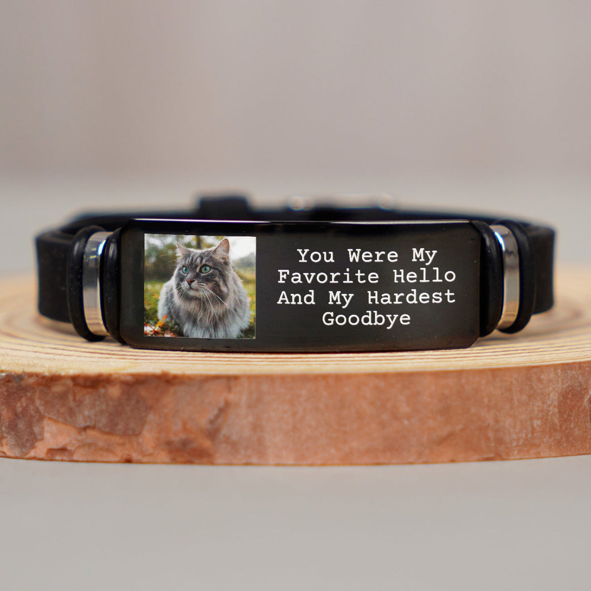 Pet Photo Memorial Silicone Bracelet, Black Wristband with 'Forever In My Heart' Message, Unique Gift for Dog Lovers