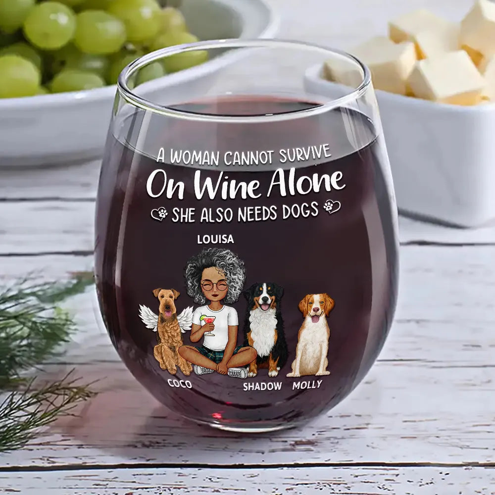 Personalized Women’s Wine Glass - Special Gift for Dog Mom, Dog Dad