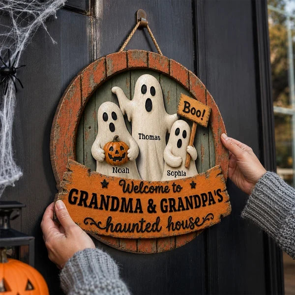 Grandma & Grandpa's Haunted House Wooden Sign, Personalized Ghosts With Pumpkin, Creative Halloween Gift