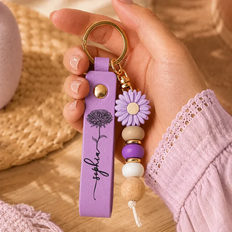 Personalized PU Leather Daisy Keychain, Pastel Birth Flower Sketch, Unique Creative Gift for Her