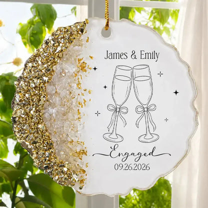 Personalized Resin Ornament for Married Couple, Gold Heart Charm Design, Unique Creative Gift
