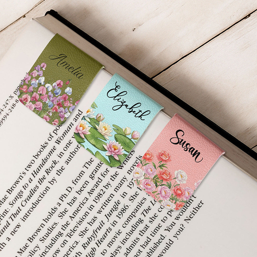Personalized Leather Magnetic Bookmark with Birth Flower Design for Book Lovers - Unique Gift for Readers