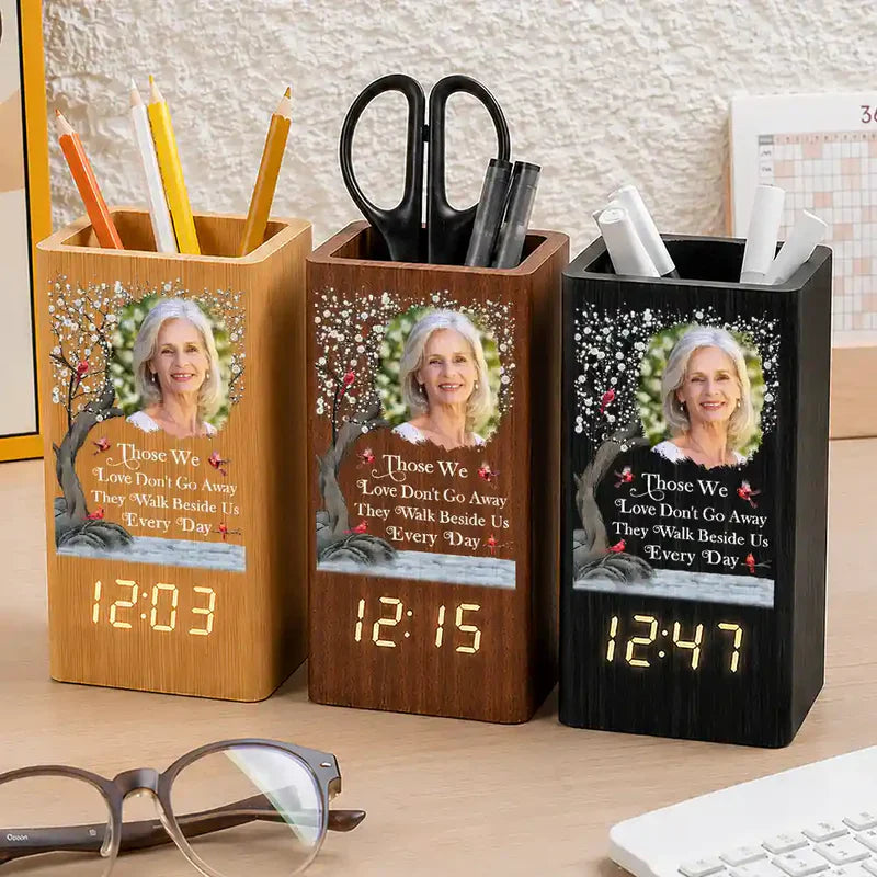 Personalized Wooden Pen Holder Clock With Senior Portrait, I'm Always With You, Creative Gift for Family