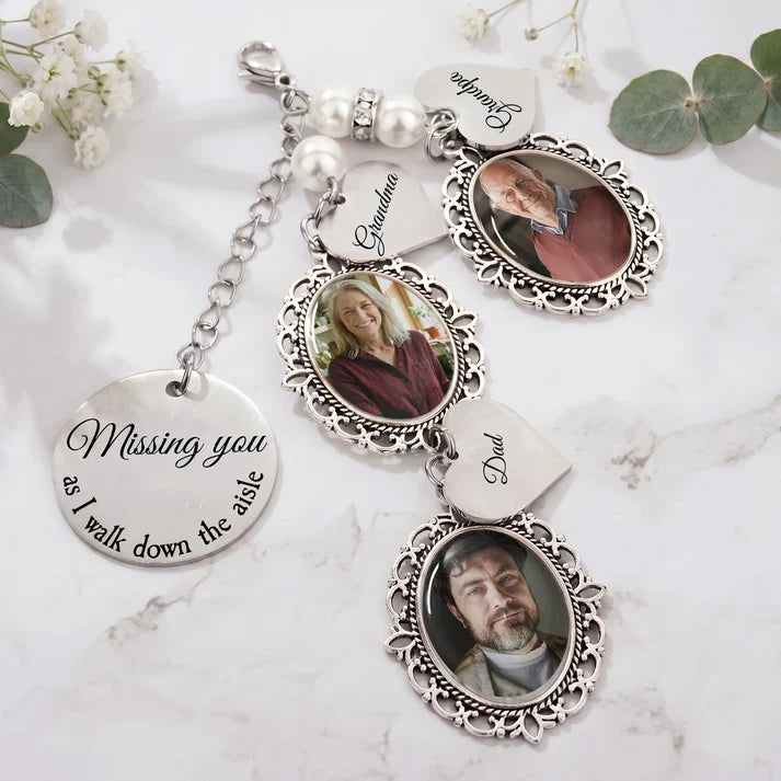 Personalized Pearl Photo Charm with Missing You Tribute, Creative Memorial Gift for a Bride's Bouquet