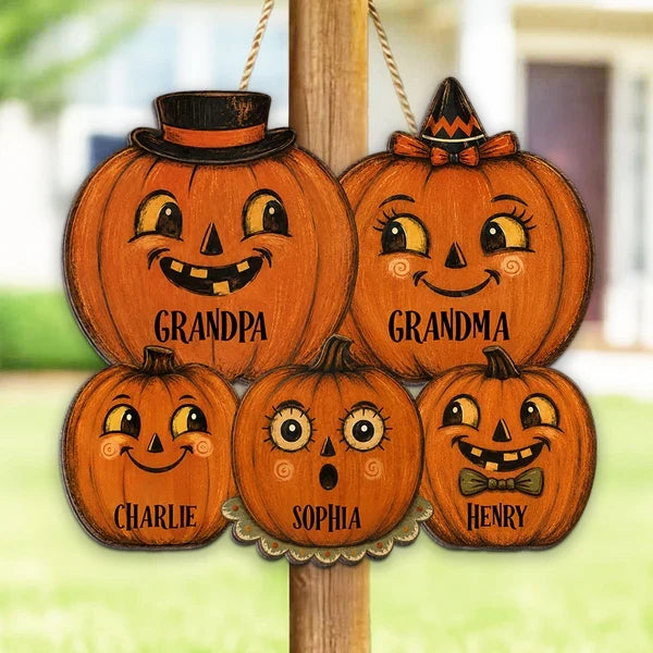 Personalized Wooden Sign with Smiling Pumpkin Family, Retro Halloween Door Decor, Unique Gift for Grandparents
