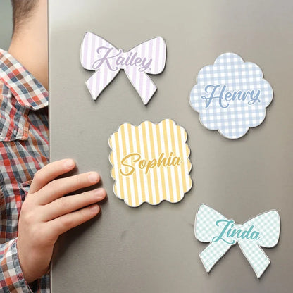 Personalized Acrylic Magnet with Bow and Scalloped Designs, Creative Gift for Family, Cheerful Kitchen Decor