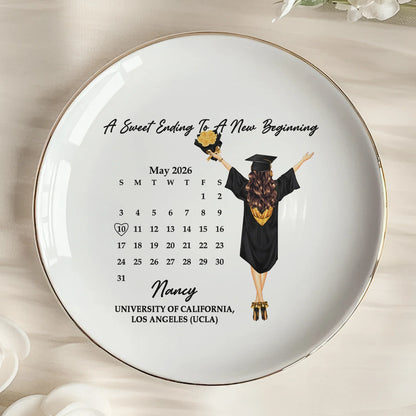 Personalized Graduation Jewelry Dish, Custom Keepsake Vanity Tray With Graduate Tossing Cap, Unique Gift For Her
