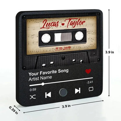 Retro Cassette Acrylic Music Magnet – A Romantic Gift for Lovers with Clear Print & Timeless Design