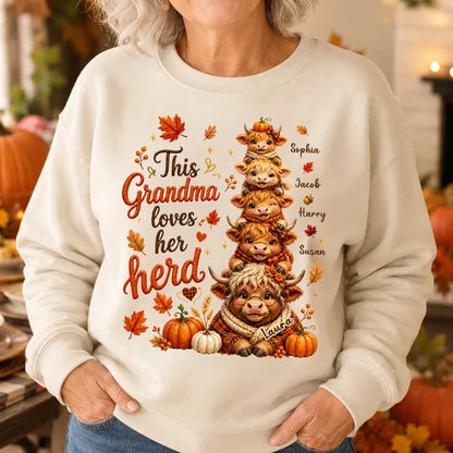 Unique Personalized Grandma Highland Cow Sweatshirt, Autumn Pumpkin Creative Gift for Grandma