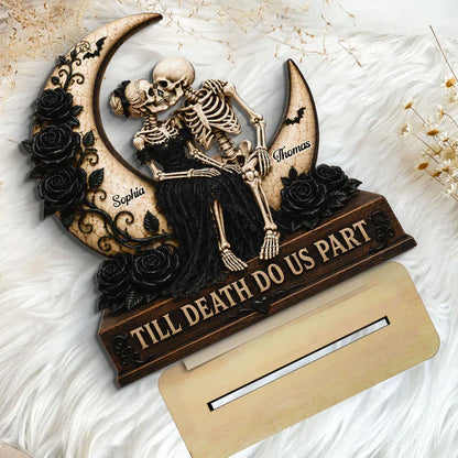 Personalized 2-Layer Wooden Plaque, Kissing Skeleton Couple on Crescent Moon, Unique Gift for Couples