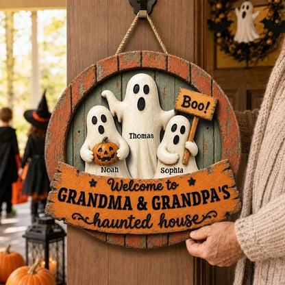 Grandma & Grandpa's Haunted House Wooden Sign, Personalized Ghosts With Pumpkin, Creative Halloween Gift