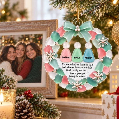 Personalized Acrylic Ornament, Friend Figures in a Pastel Heart Wreath, Unique Christmas Gift for Best Friends