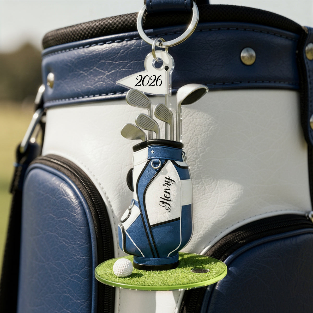 Personalized Acrylic Keychain with Golf Bag & Clubs, Bright Golf Lover Keepsake, Unique Creative Gift