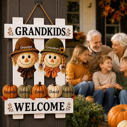 Grandkids Welcome Personalized Wooden Sign, Cute Autumn Door Decor, Creative Family Gift for Grandparents