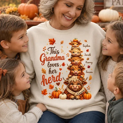 Unique Personalized Grandma Highland Cow Sweatshirt, Autumn Pumpkin Creative Gift for Grandma