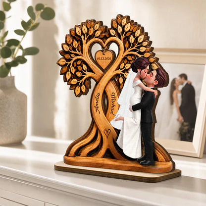 Personalized Wooden Plaque with Kissing Wedding Couple, Heart Tree Unique Gift for Couple