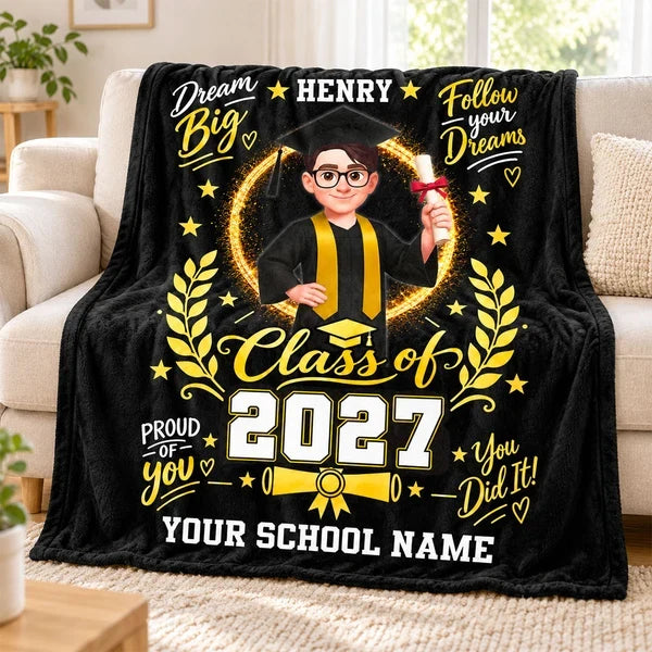 Personalized Dream Big Fleece Blanket, Graduate in Cap and Gown, Heartfelt Creative Gift for Daughter or Granddaughter