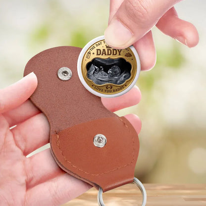 Custom Pocket Hug Love Token, Heartwarming Daddy Keepsake with Baby Ultrasound, Creative Gift for Dad