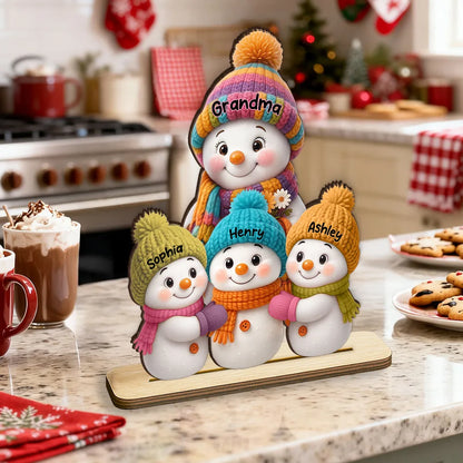 Fridge Magnet Snowman Family, removable kitchen décor for holiday kitchens, cozy colors, gift-ready keepsake for parents, grandparents, and kids