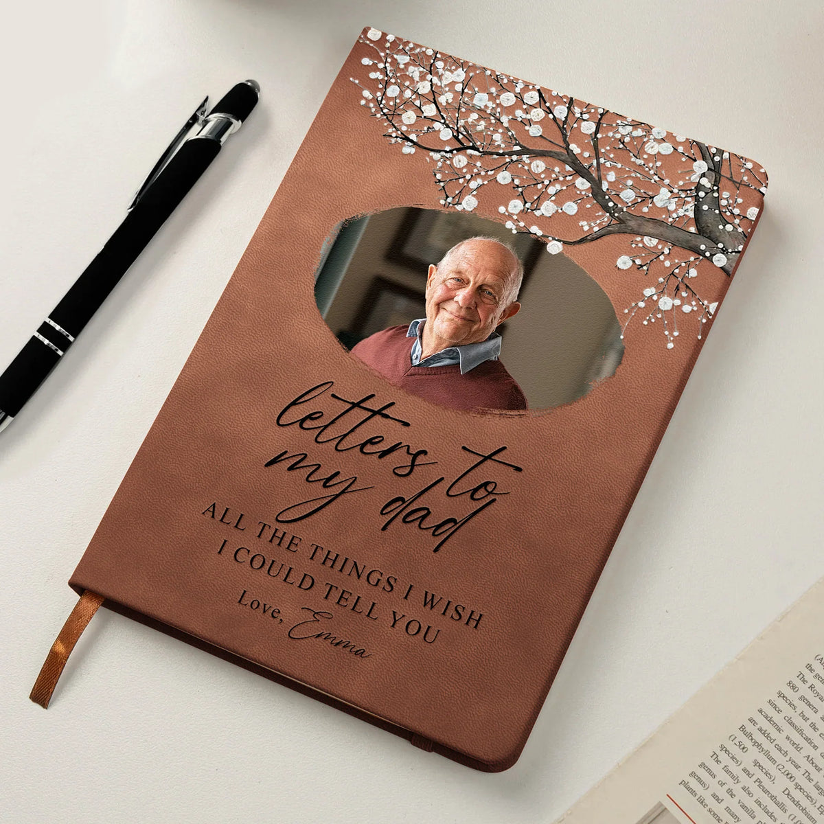 Leather Journal for Dad, Warm Brown Letters to My Dad Design, Creative Gift for Keeping Memories