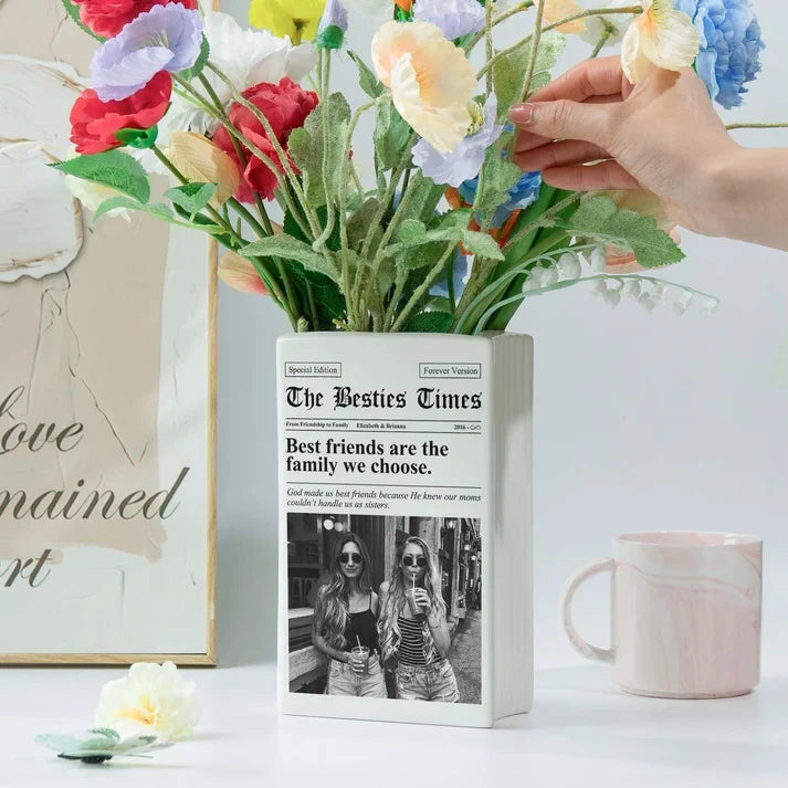 Personalized Ceramic Book Vase with Friends Posing Together, Family We Choose Quote, Creative Gift for Best Friend