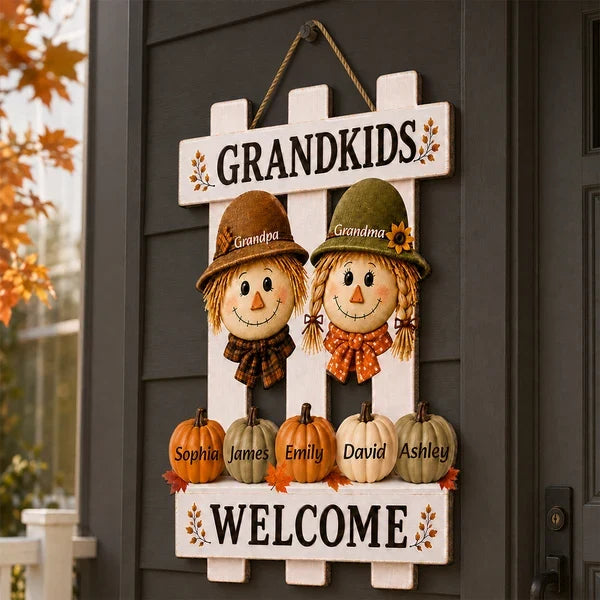 Grandkids Welcome Personalized Wooden Sign, Cute Autumn Door Decor, Creative Family Gift for Grandparents