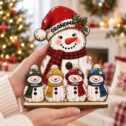 Personalized Wooden Plaque with Grandma and Grandkids Snowmen, Rustic Red Christmas Decor, Unique Gift for Grandma