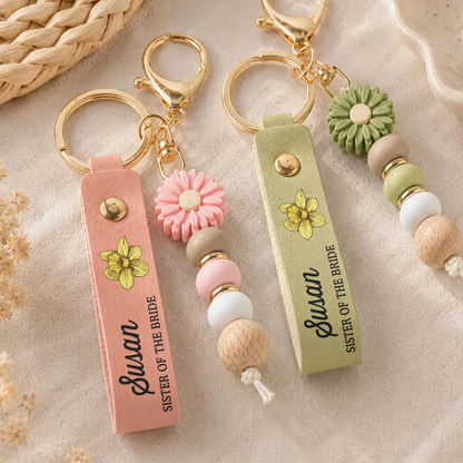 Personalized PU Leather Daisy Keychain, Unique Birth Month Flower Gift for Bridesmaid Wedding Party