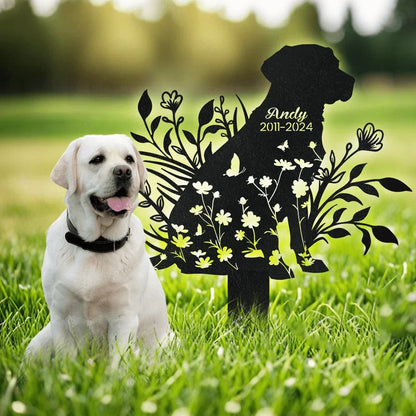 Dog Memorial Metal Garden Stake, Personalized Sitting Dog in a Flower Garden, Creative Sympathy Gift for Pet Owners