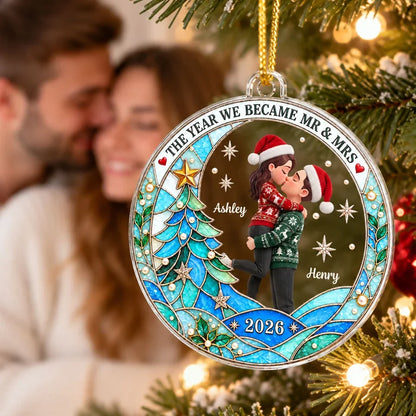 The Year We Became Mr & Mrs Personalized Acrylic Ornament, Kissing Couple, Creative Gift for Husband & Wife